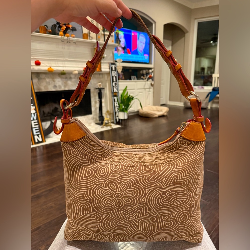 Dooney & Bourke Canvas & Leather Swirl Graffiti Shoulder Bag Approx 11”Lx6”Wx8”H - Picture 6 of 15